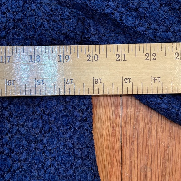 Michael Michael Kors Navy Blue Size Medium fully lined Women’s top tie sleeves - Picture 7 of 12